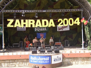 2004_07_zahrada2004_04